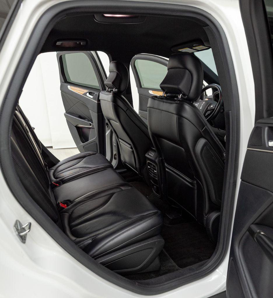 Photo 59 of this LINCOLN MKC