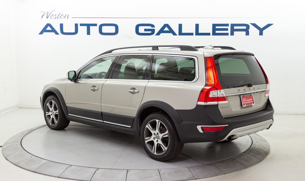 Photo 3 of this VOLVO XC70