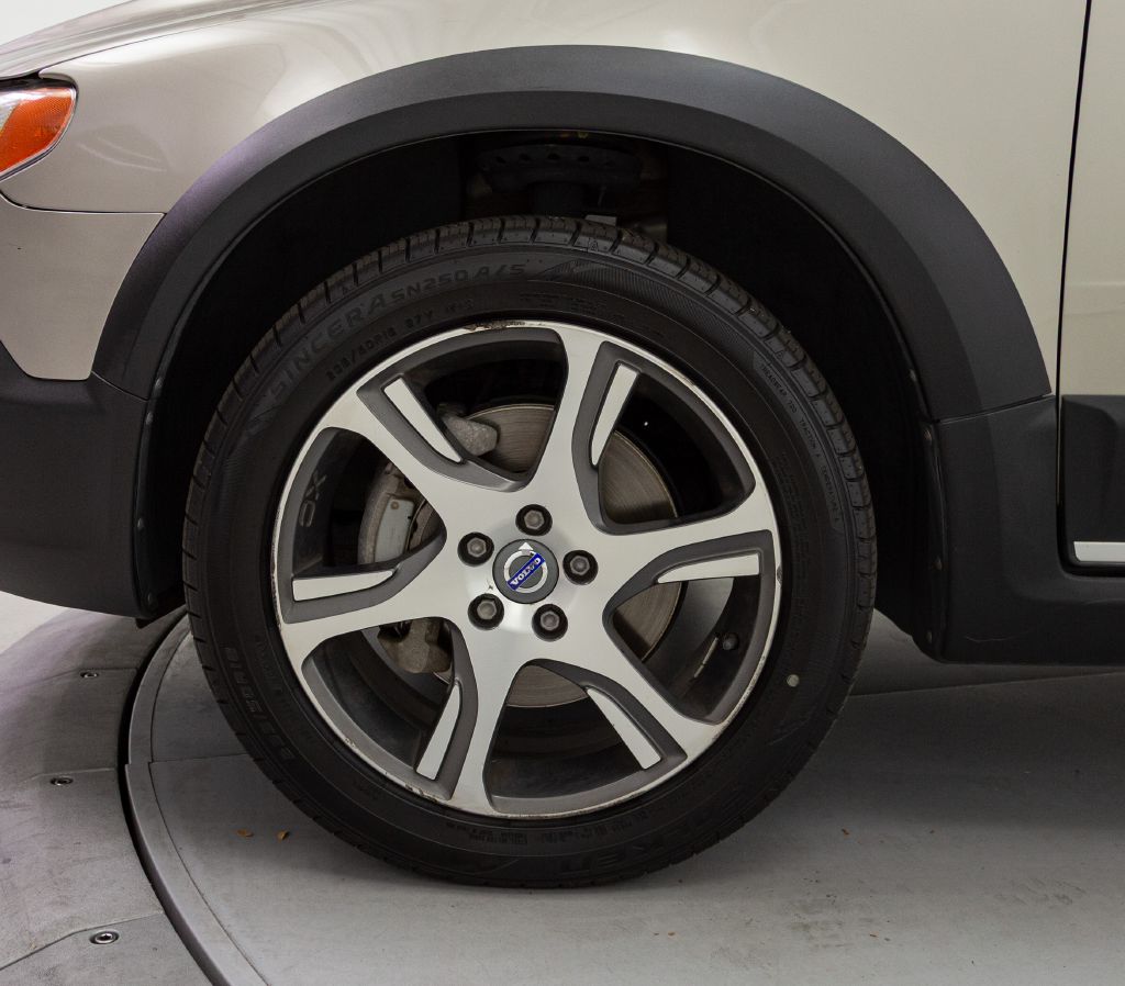 Photo 21 of this VOLVO XC70