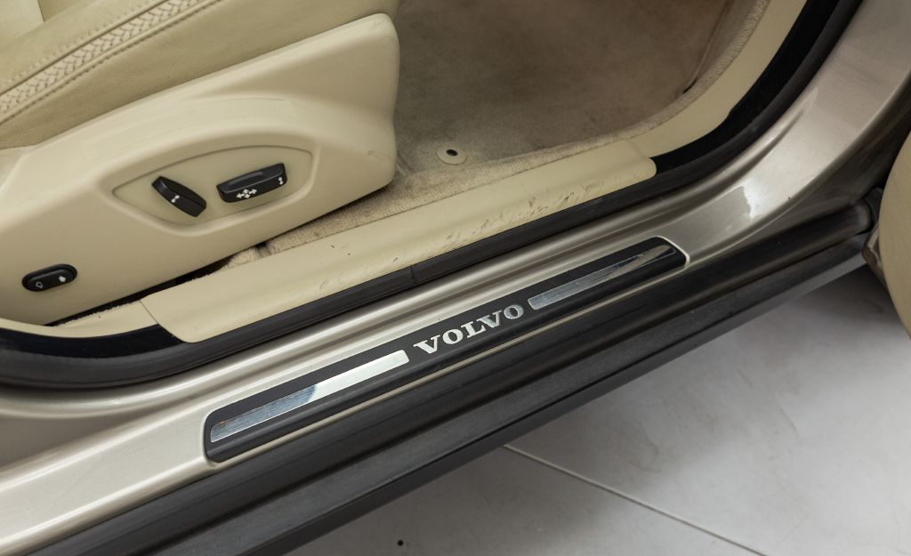 Photo 39 of this VOLVO XC70