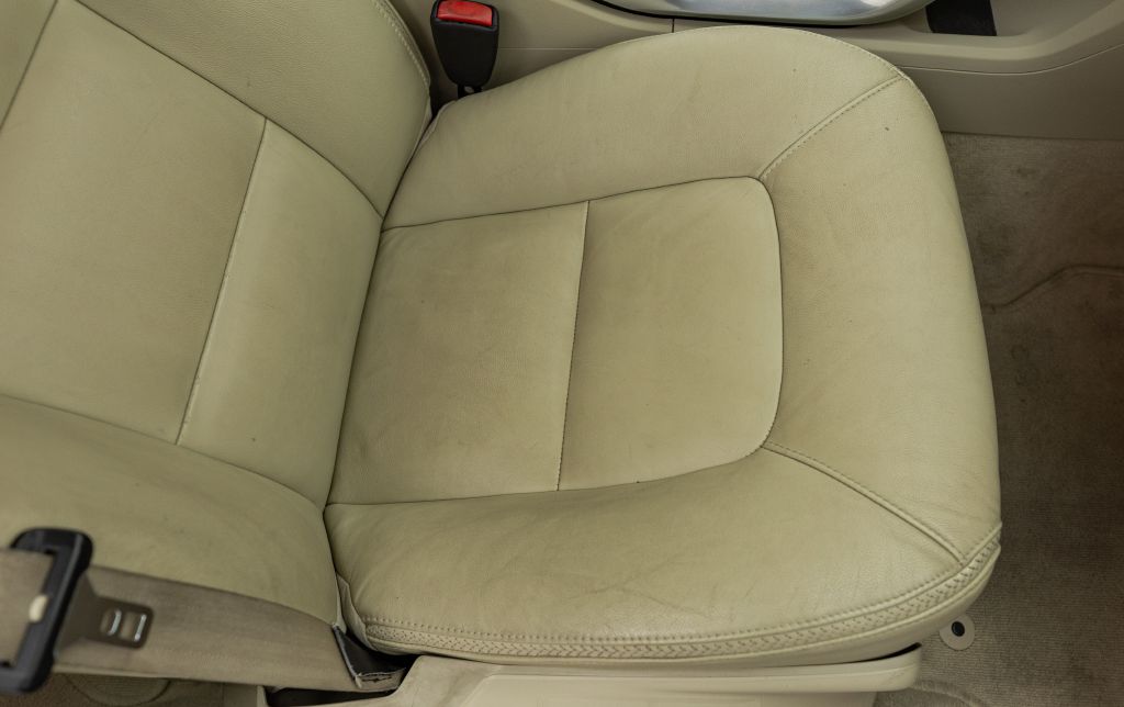 Photo 42 of this VOLVO XC70