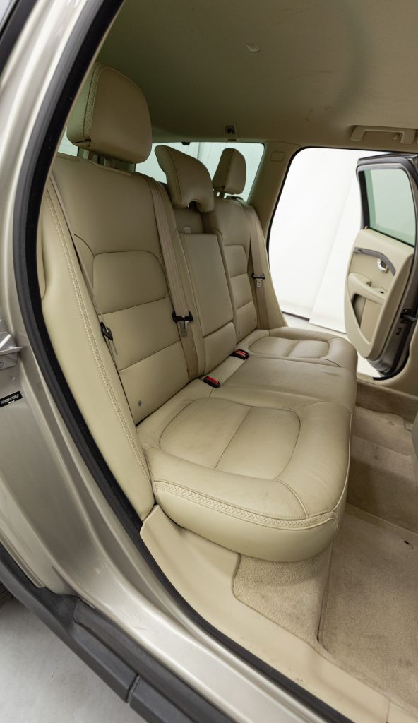 Photo 60 of this VOLVO XC70