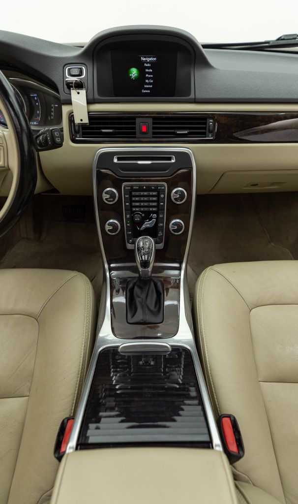 Photo 66 of this VOLVO XC70
