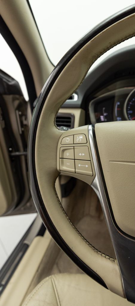 Photo 82 of this VOLVO XC70