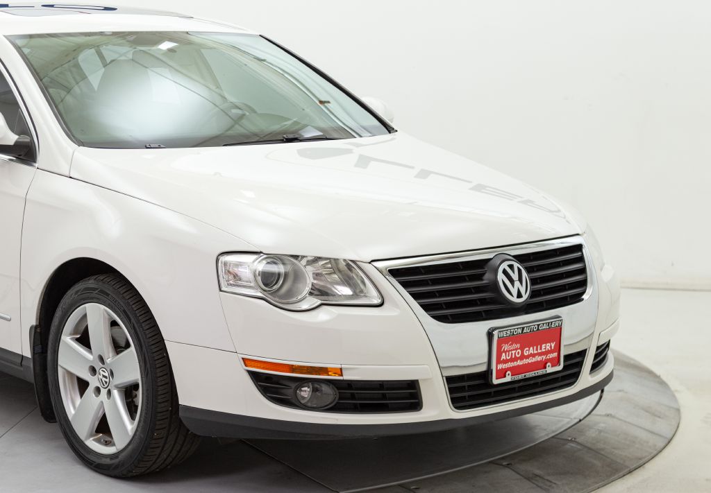 Photo 20 of this VOLKSWAGEN PASSAT