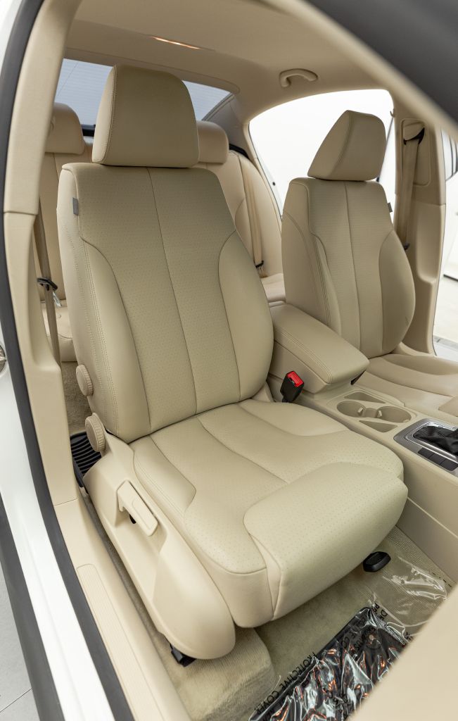 Photo 41 of this VOLKSWAGEN PASSAT