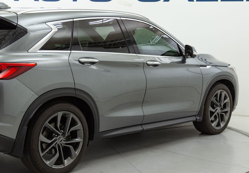 Photo 16 of this INFINITI QX50