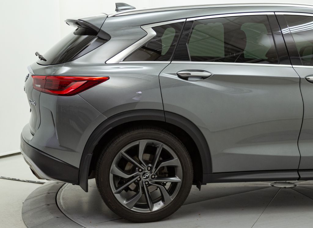 Photo 17 of this INFINITI QX50