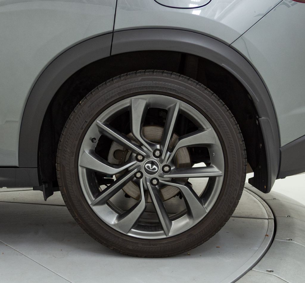 Photo 22 of this INFINITI QX50