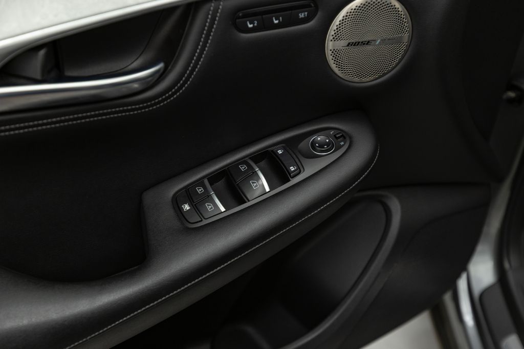 Photo 31 of this INFINITI QX50