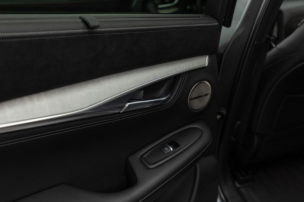 Photo 45 of this INFINITI QX50