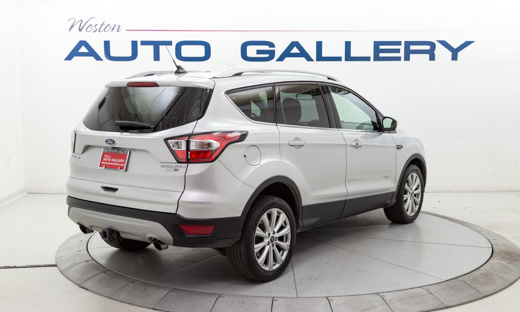 Photo 5 of this FORD ESCAPE