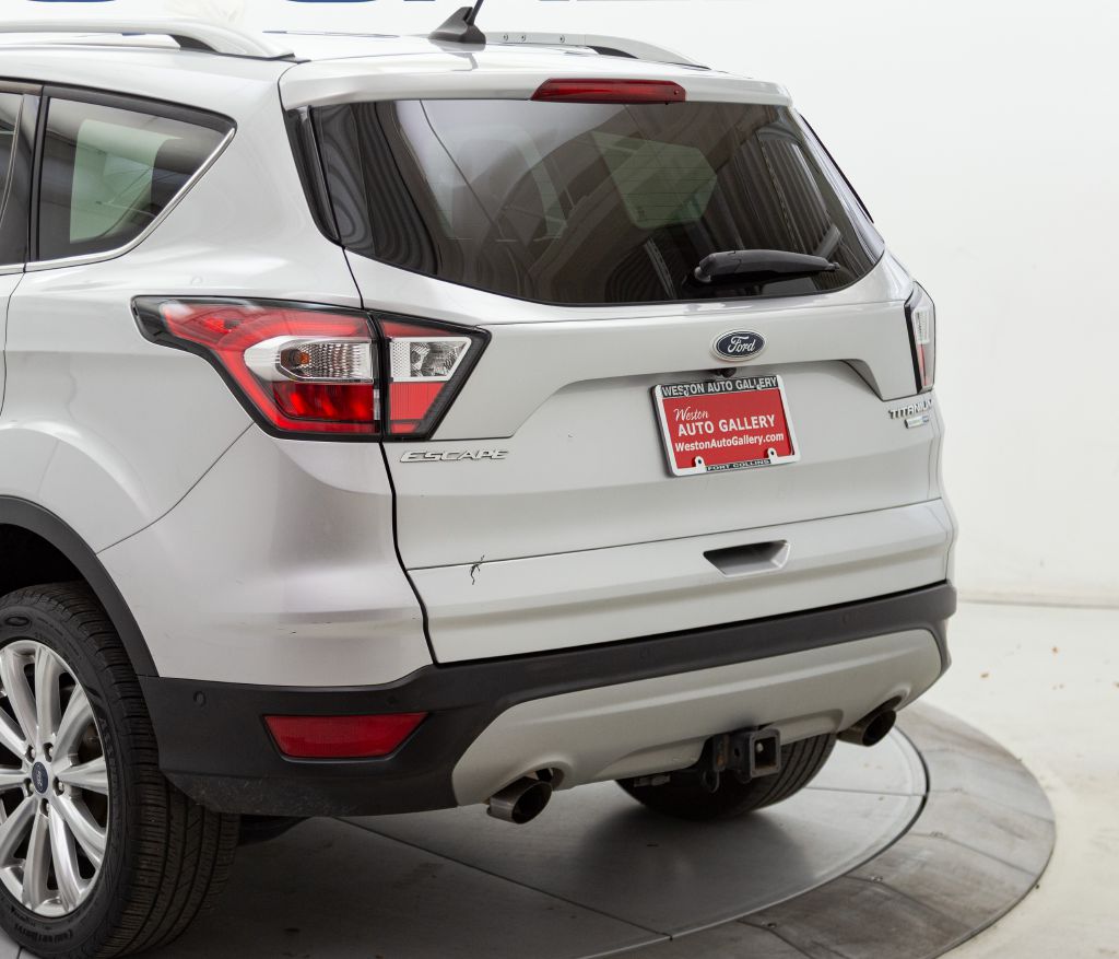 Photo 14 of this FORD ESCAPE