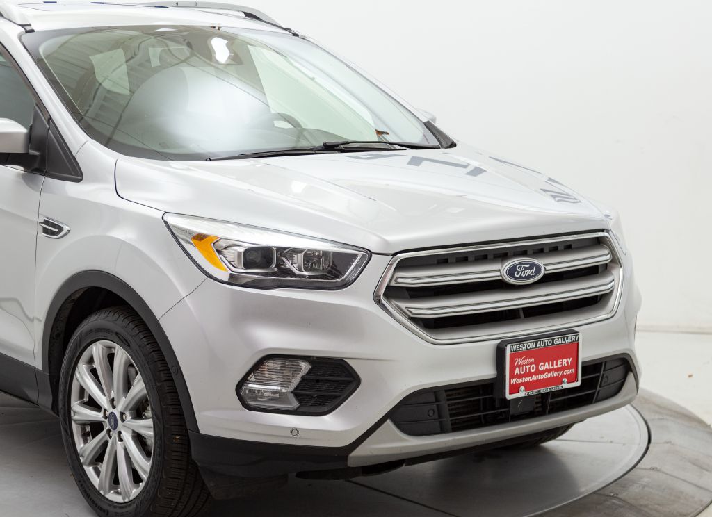 Photo 20 of this FORD ESCAPE