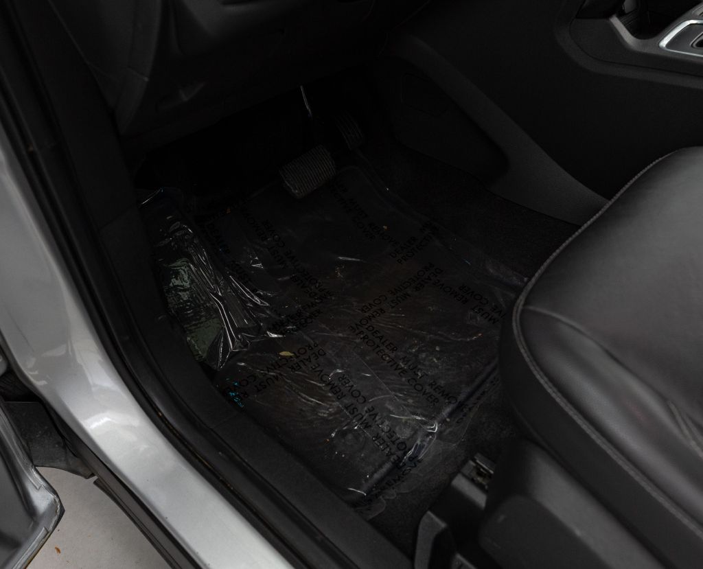 Photo 35 of this FORD ESCAPE