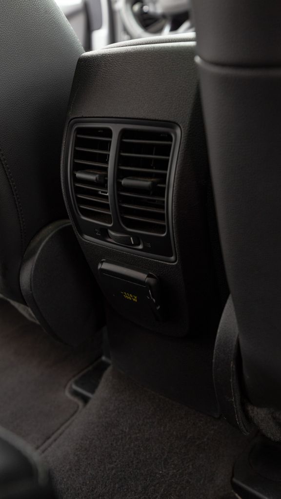 Photo 64 of this FORD ESCAPE