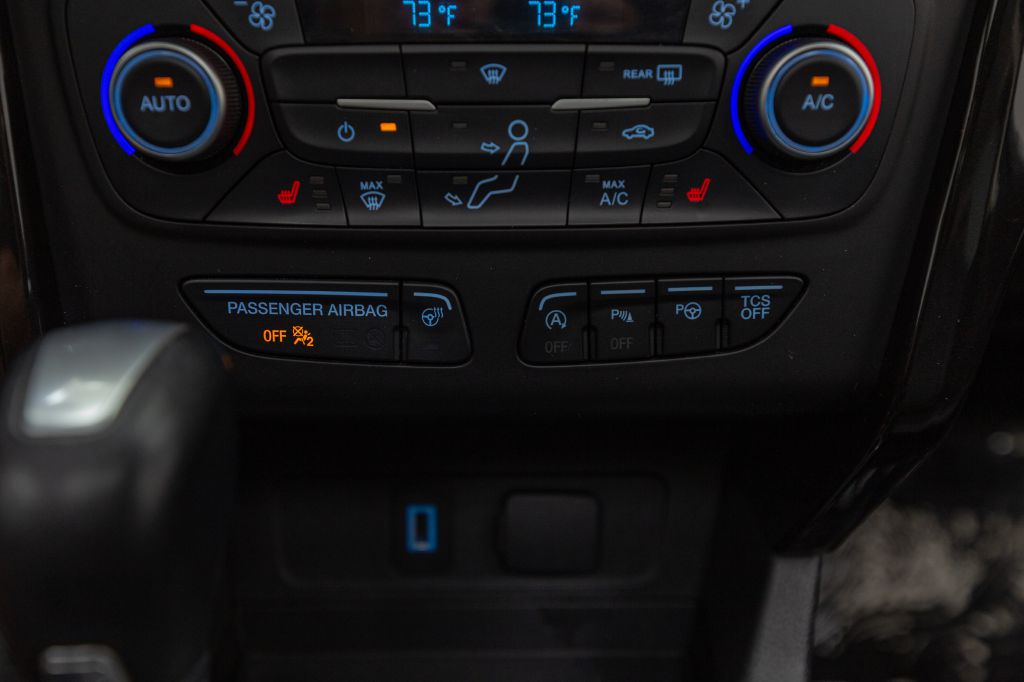 Photo 74 of this FORD ESCAPE