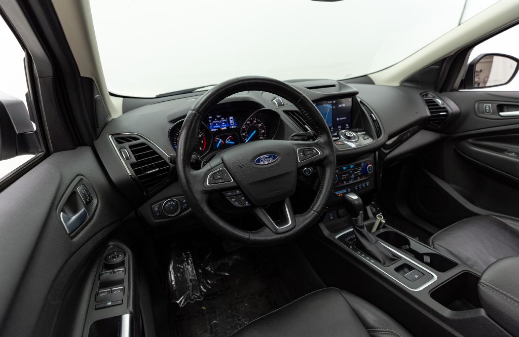 Photo 81 of this FORD ESCAPE