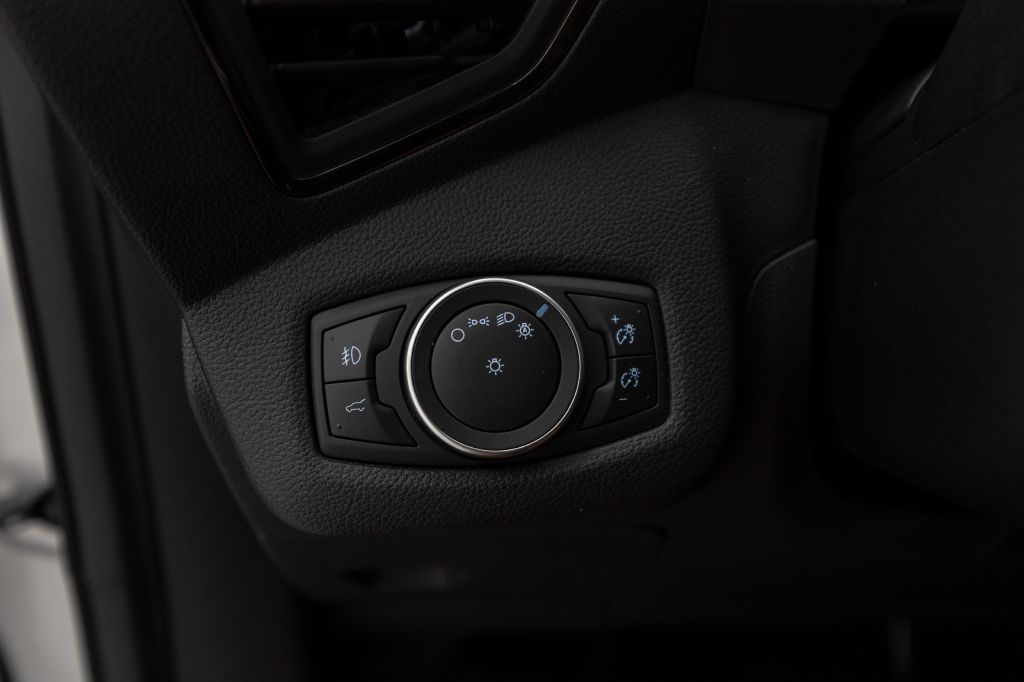 Photo 82 of this FORD ESCAPE