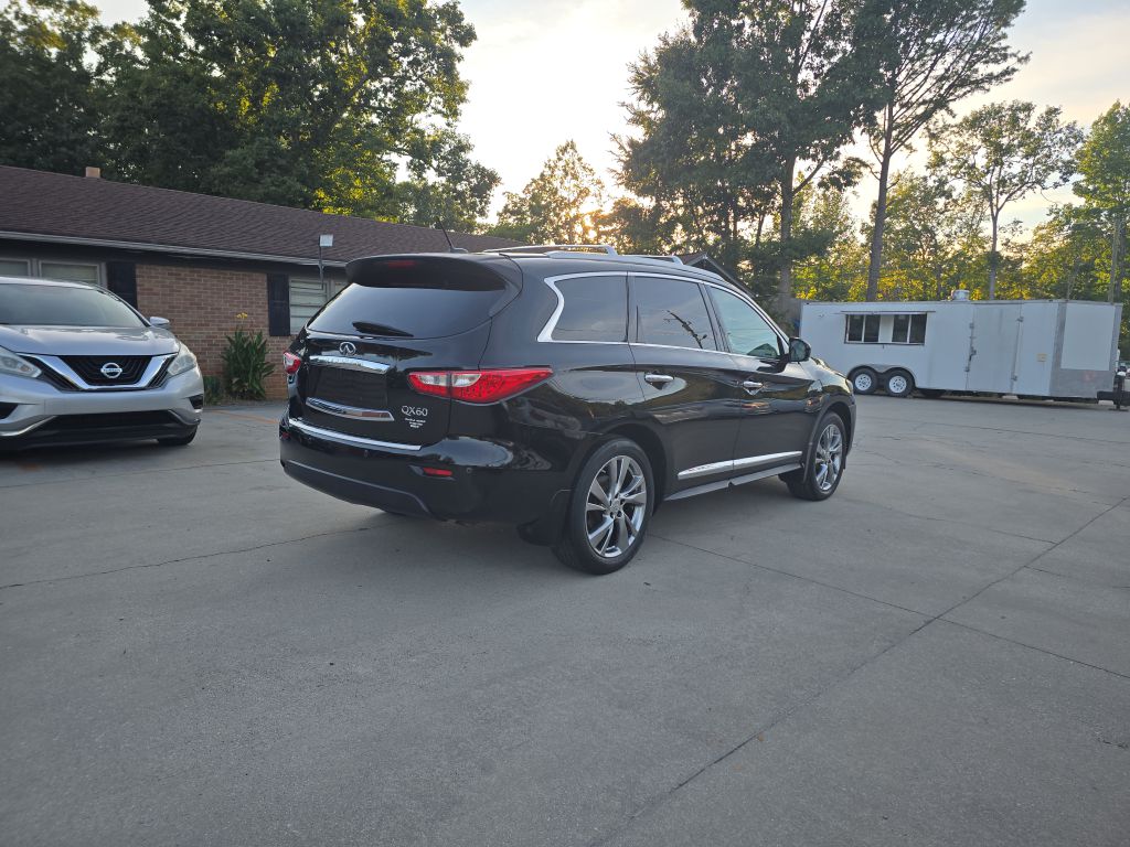 Photo 4 of this INFINITI QX60
