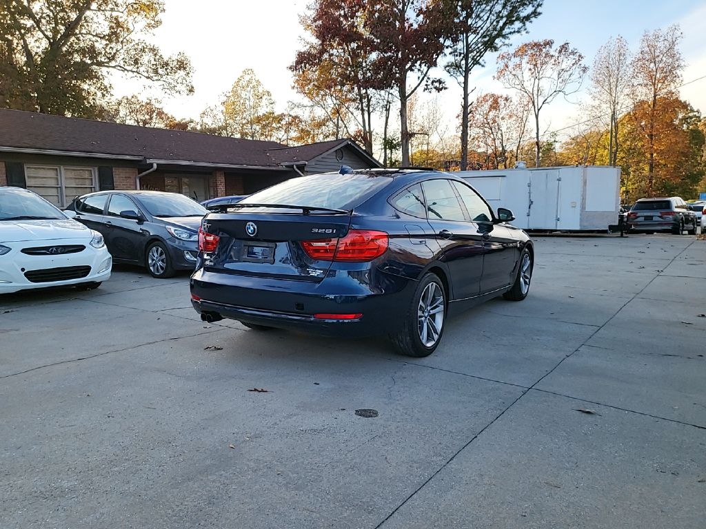 Photo 6 of this BMW 328