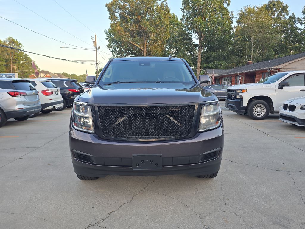 Photo 2 of this CHEVROLET SUBURBAN