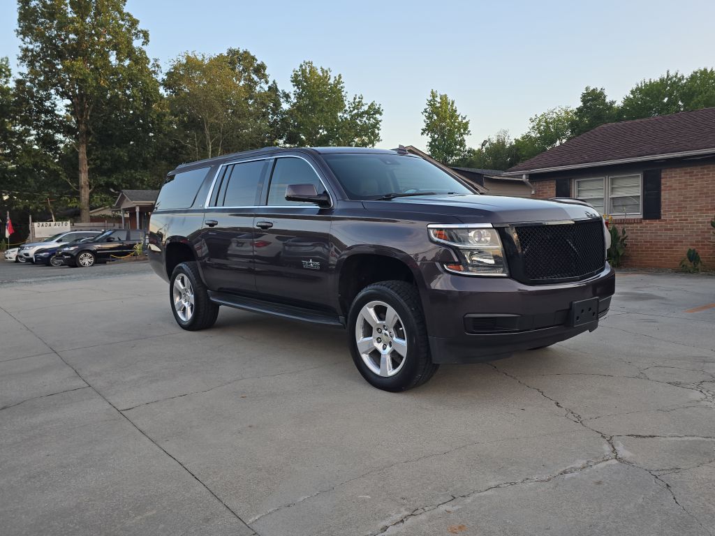 Photo 3 of this CHEVROLET SUBURBAN