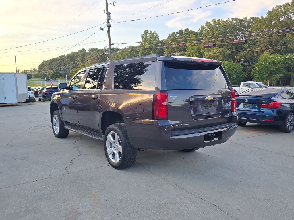 Photo 6 of this CHEVROLET SUBURBAN