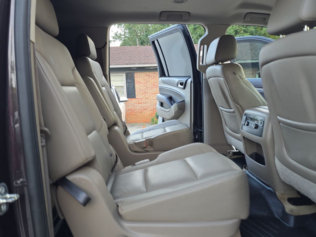 Photo 15 of this CHEVROLET SUBURBAN