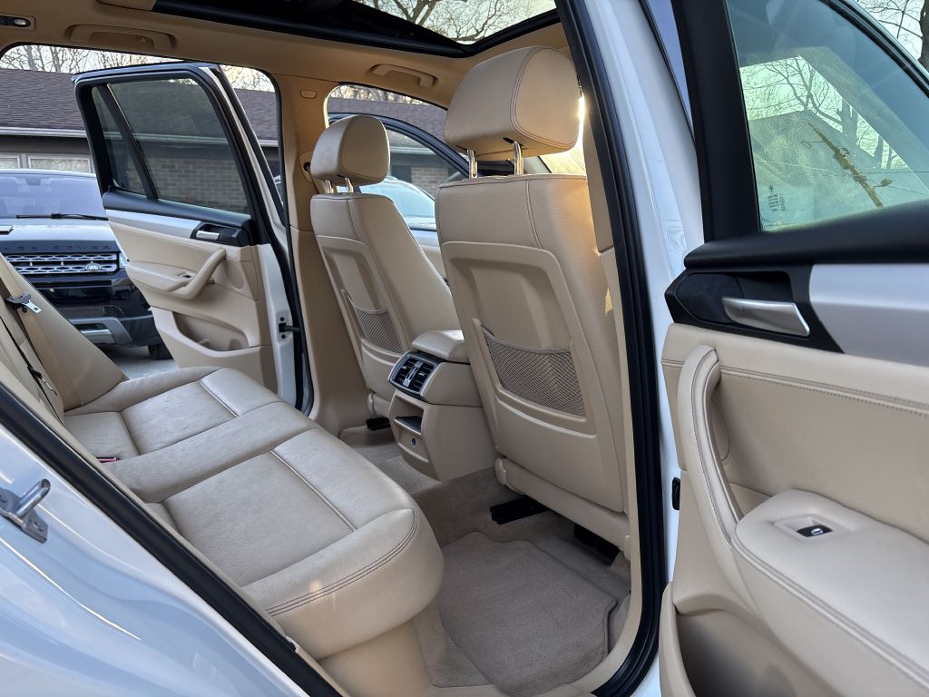 Photo 14 of this BMW X3