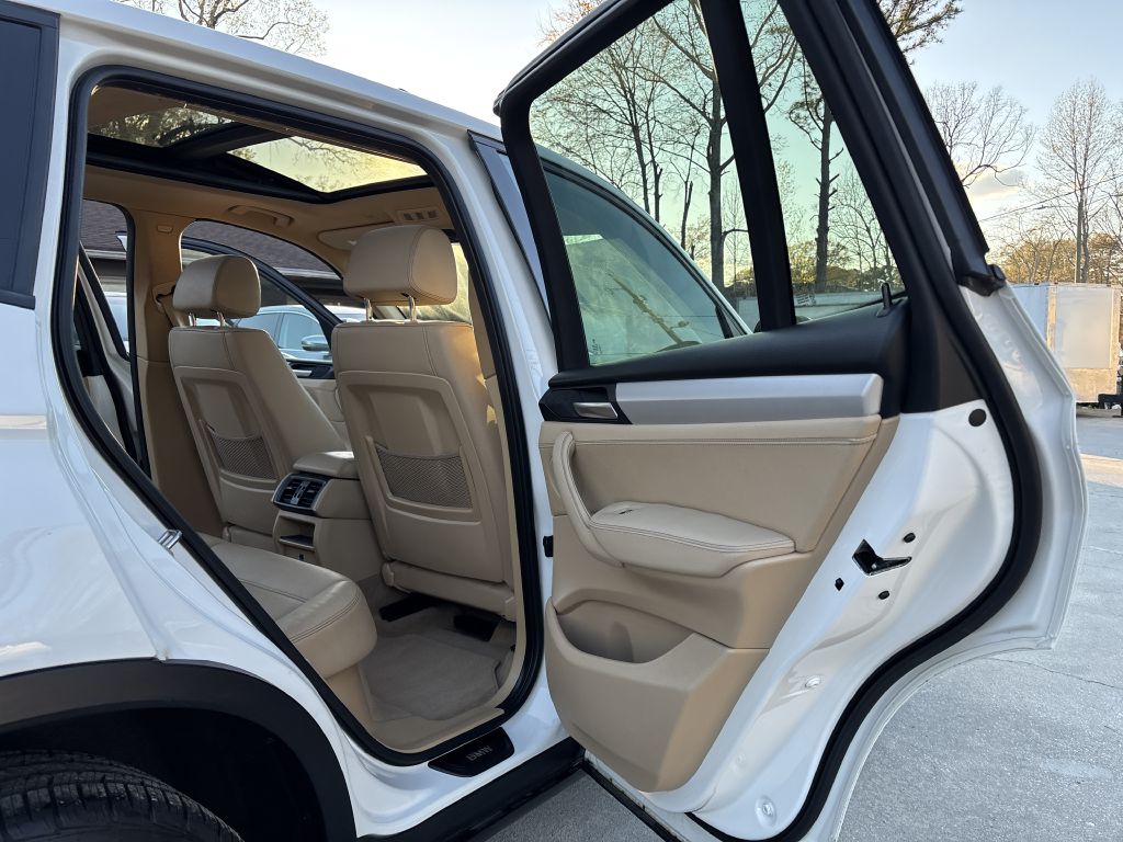 Photo 16 of this BMW X3