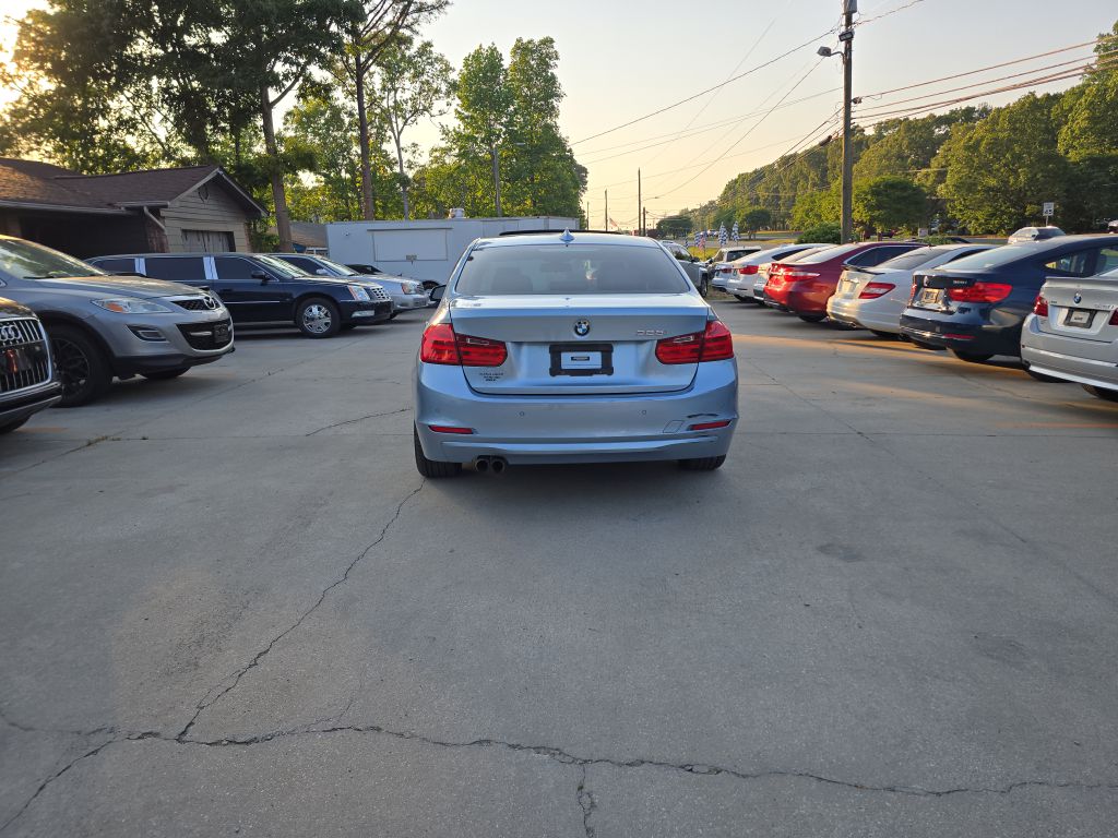 Photo 5 of this BMW 328