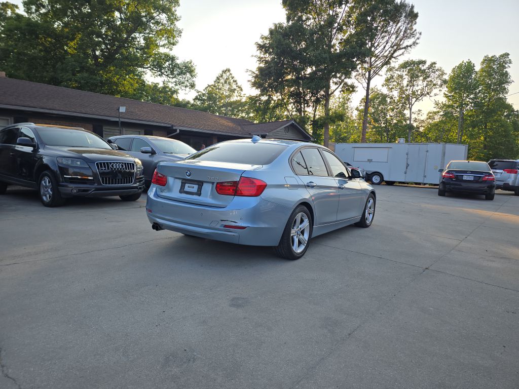 Photo 6 of this BMW 328