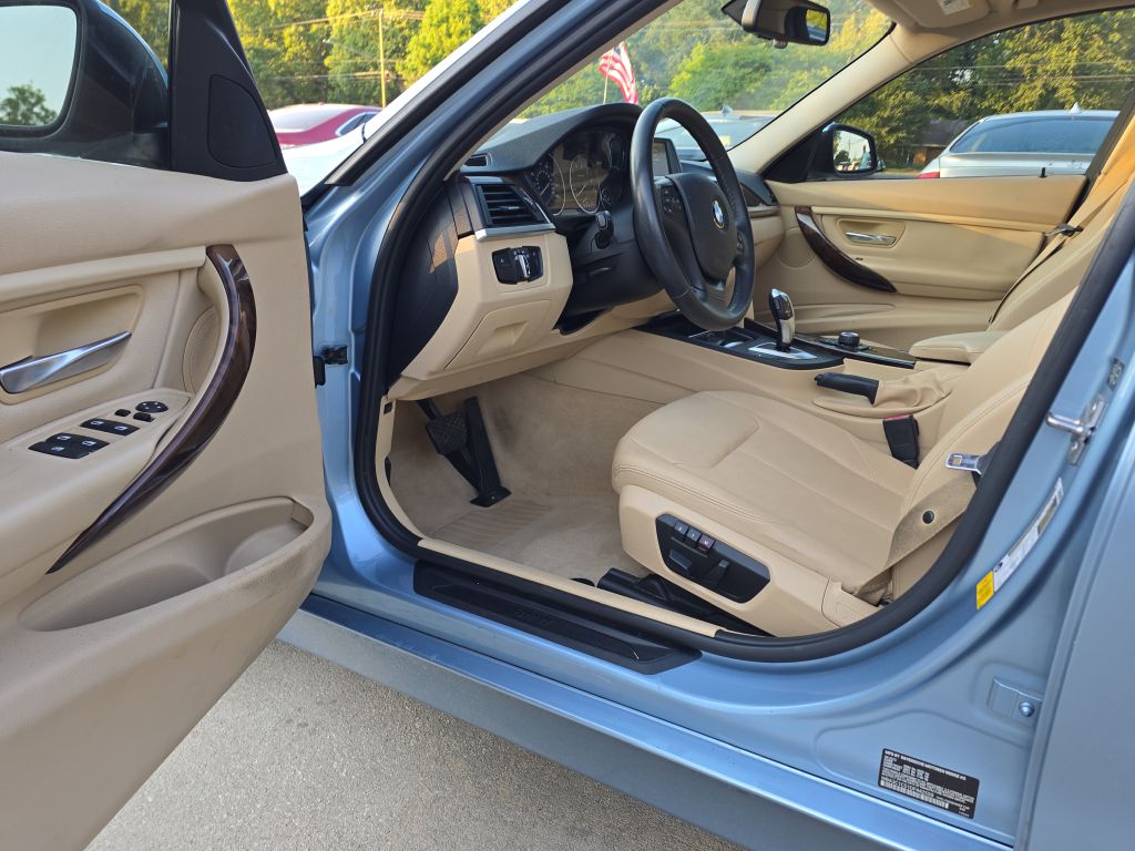 Photo 7 of this BMW 328