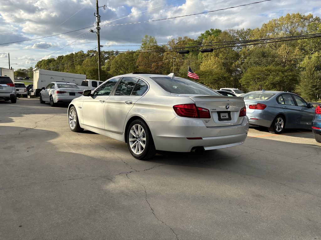 Photo 4 of this BMW 528