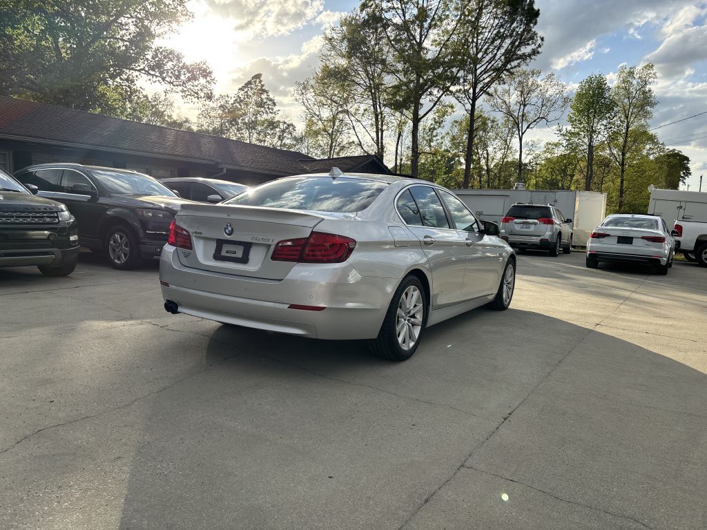 Photo 6 of this BMW 528