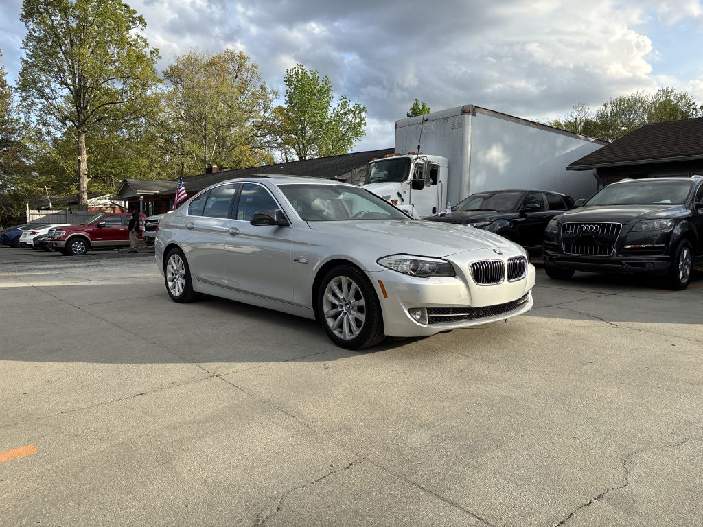 Photo 3 of this BMW 528