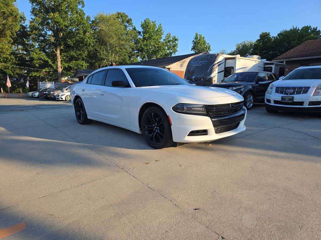 Photo 3 of this DODGE CHARGER