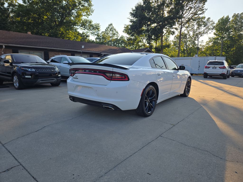 Photo 4 of this DODGE CHARGER