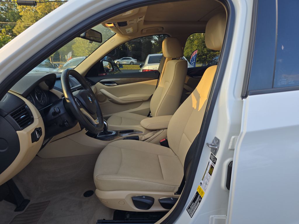 Photo 8 of this BMW X1