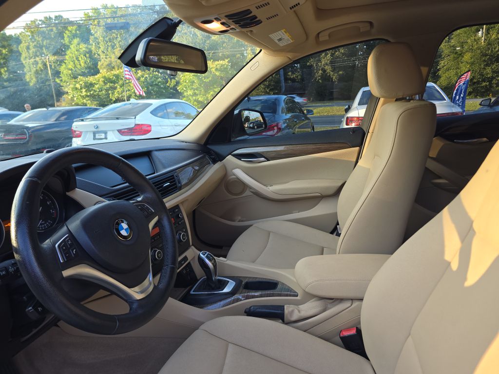 Photo 9 of this BMW X1