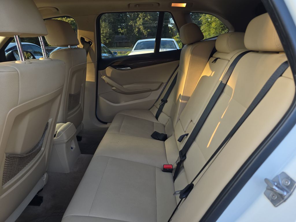 Photo 11 of this BMW X1