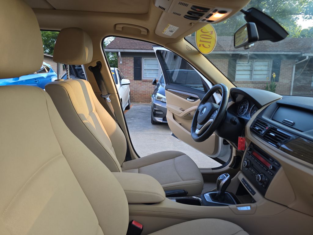 Photo 18 of this BMW X1