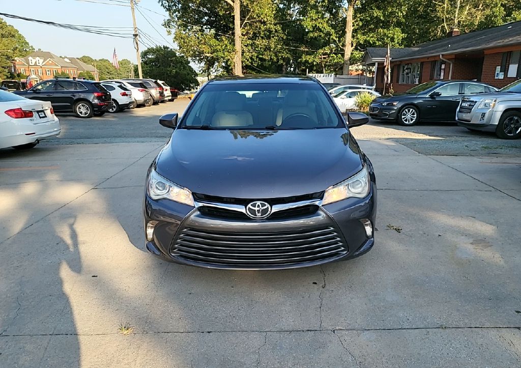 Photo 2 of this TOYOTA CAMRY