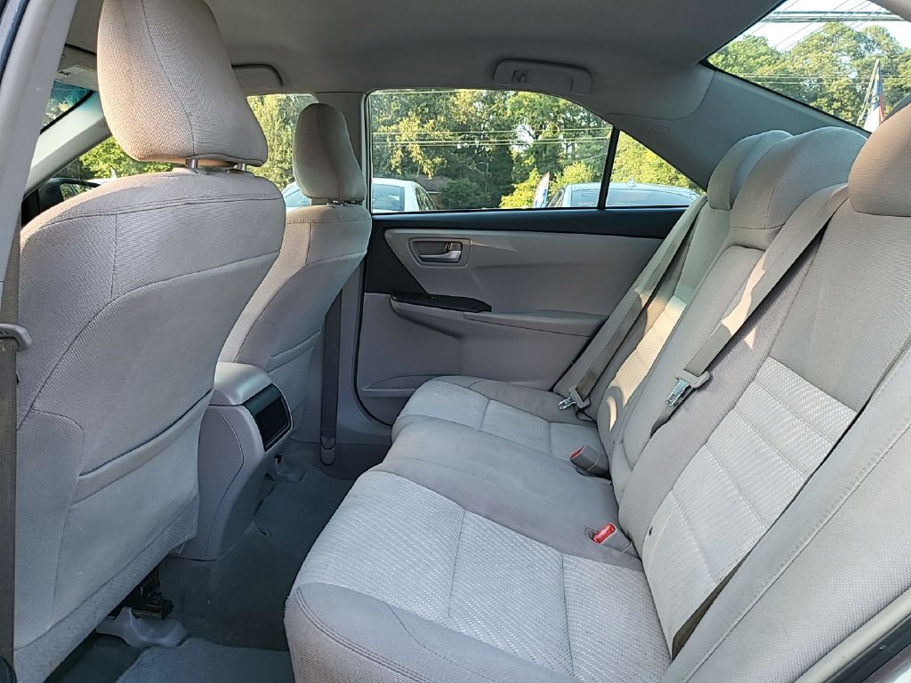 Photo 8 of this TOYOTA CAMRY