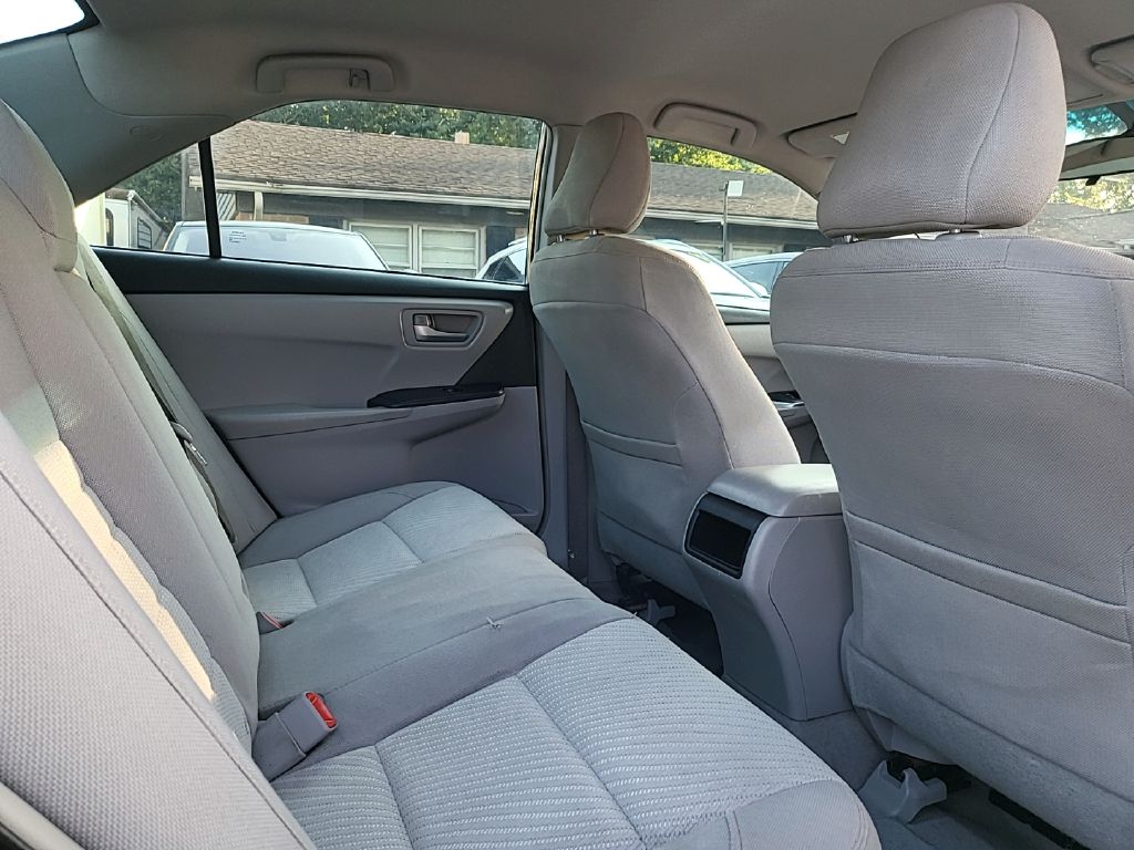 Photo 10 of this TOYOTA CAMRY