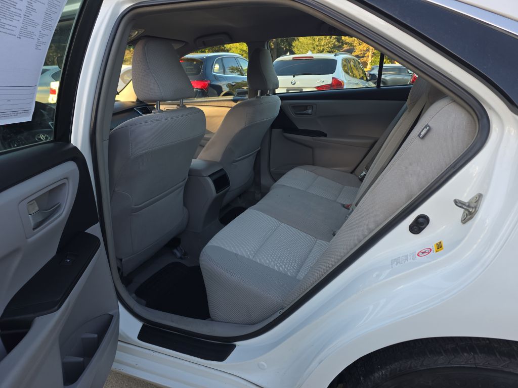 Photo 10 of this TOYOTA CAMRY