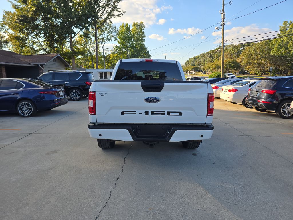Photo 5 of this FORD F150