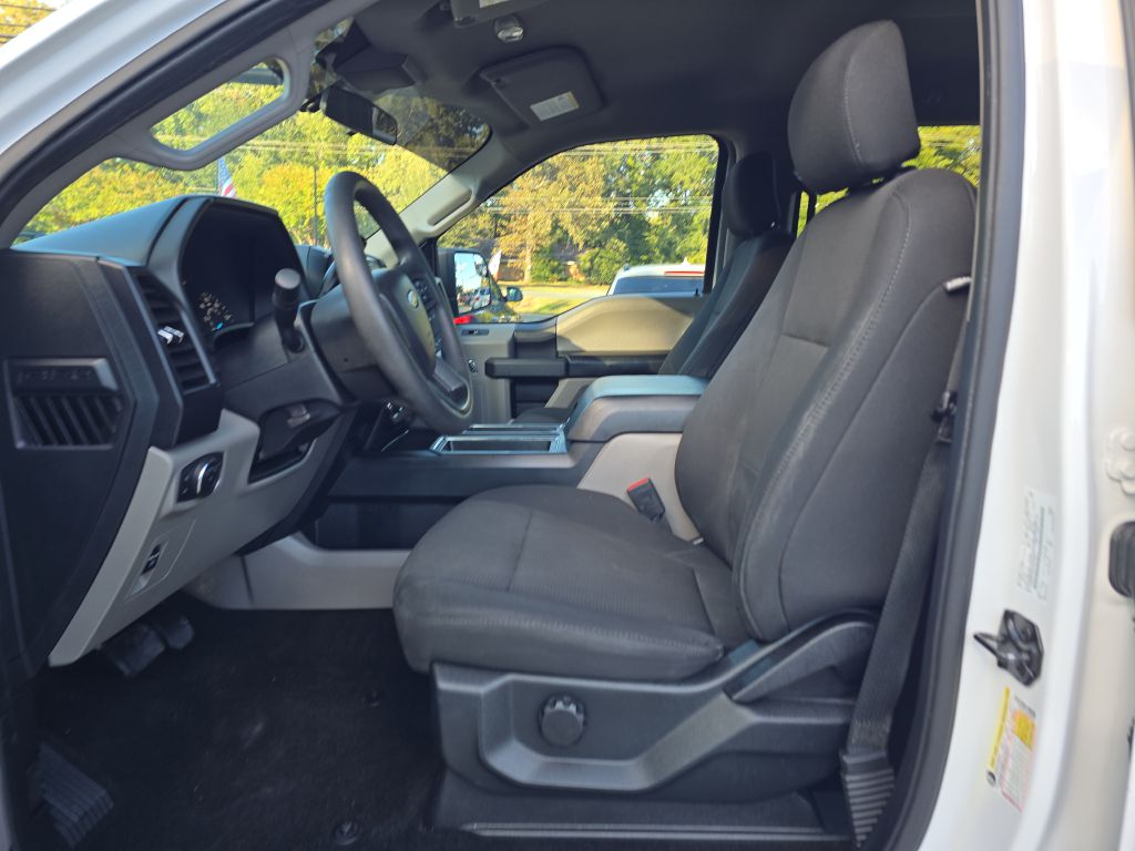 Photo 11 of this FORD F150