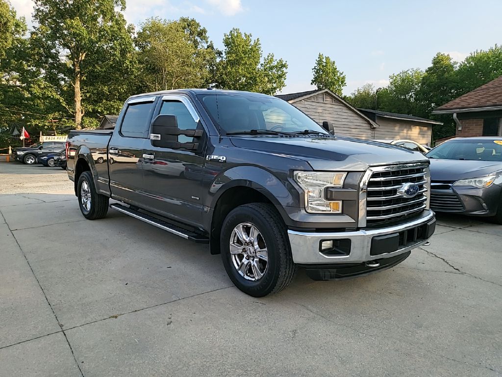Photo 3 of this FORD F150